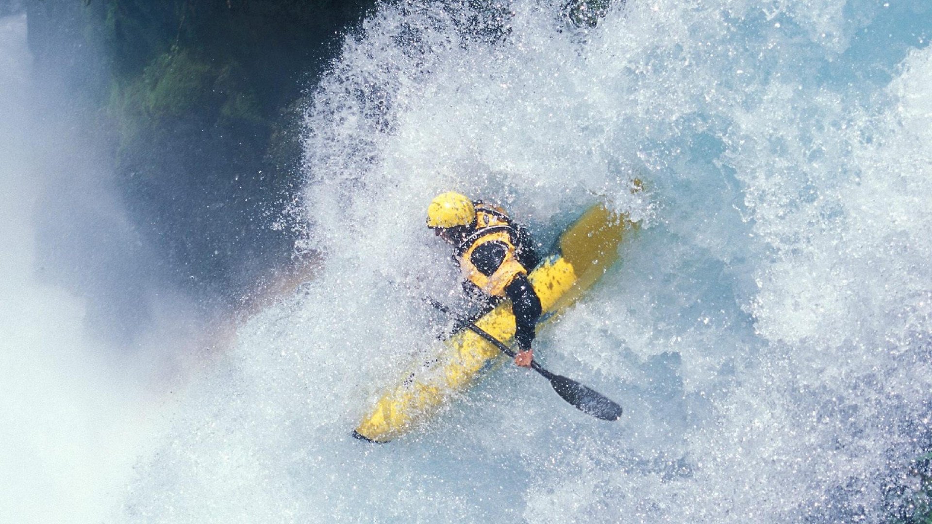 开云官网-当足球撕裂热火的防线，德布劳内如何用一脚三分远射问鼎冠军？德布劳内三分远射定江山，热刺防线告破